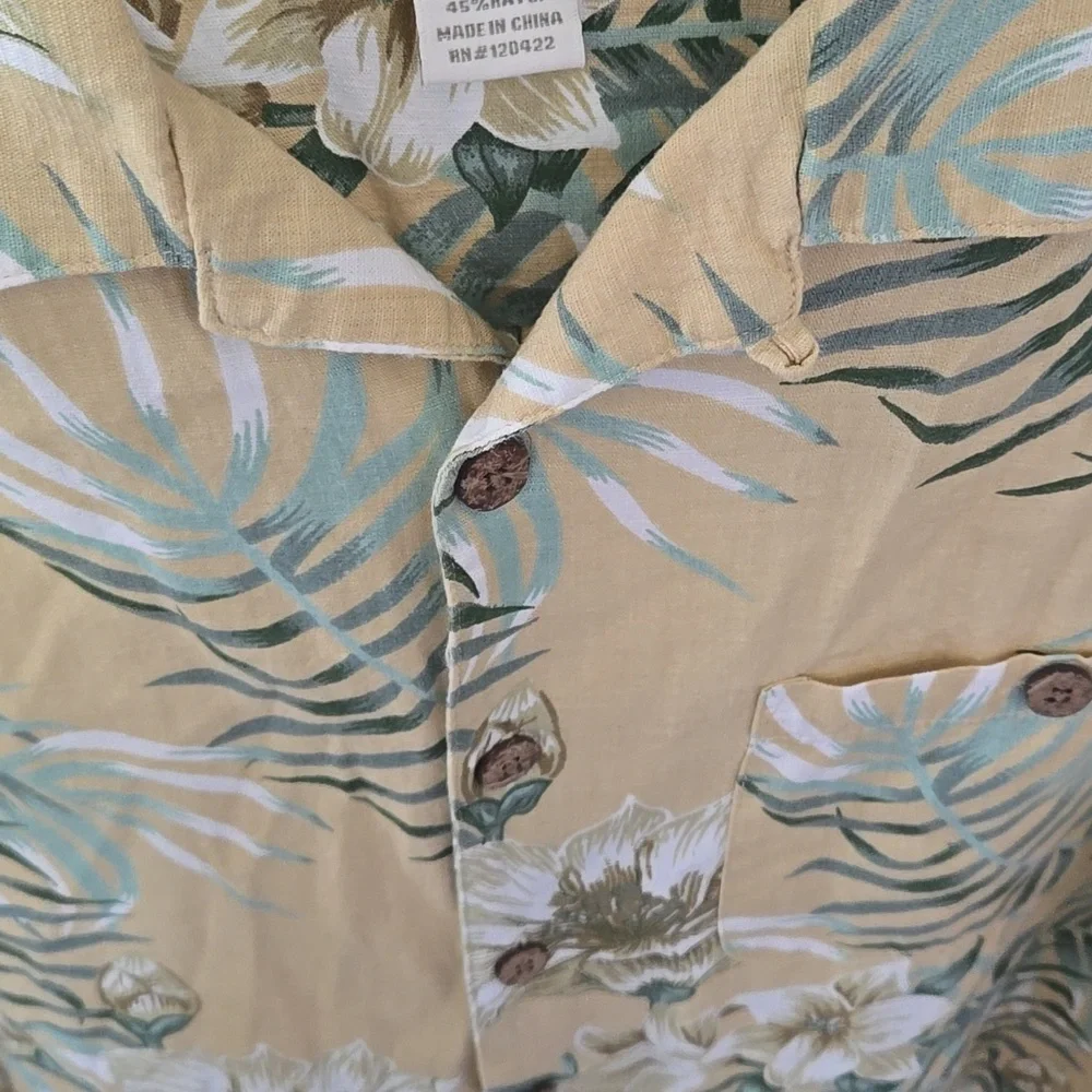 Joe Marlin Tropical Leaf Print Button-Up Shirt - Picture 5 of 9